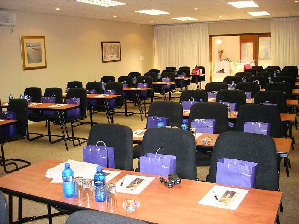 Nican Resort Hotel 41/50