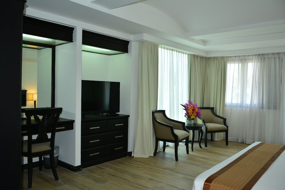 Sea Pearl Beach Resort Phuket 34/50