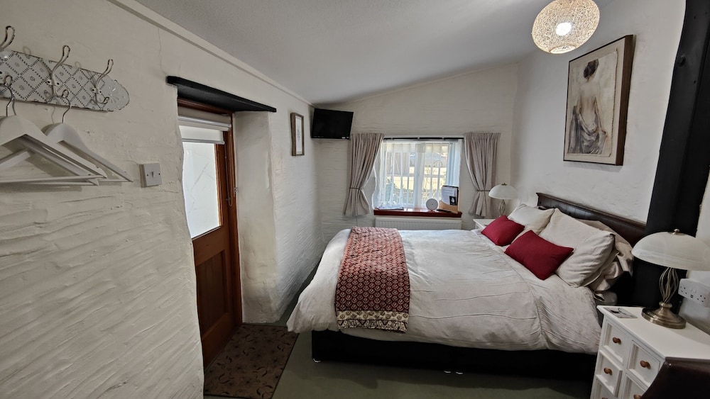 Room, Double Bed