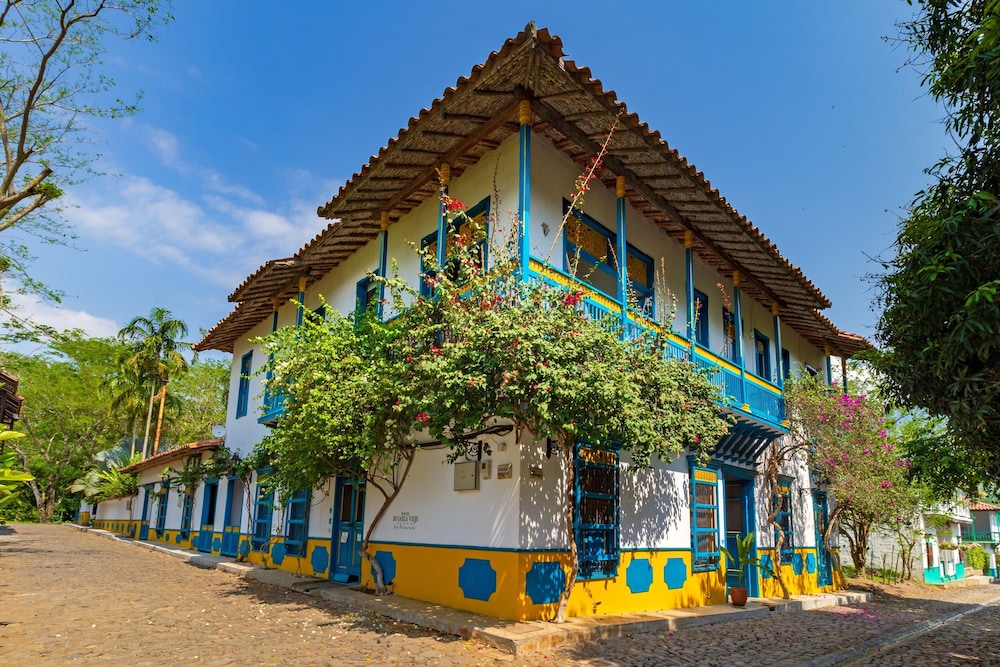 Hotel Cauca Viejo Fundadores 51/59