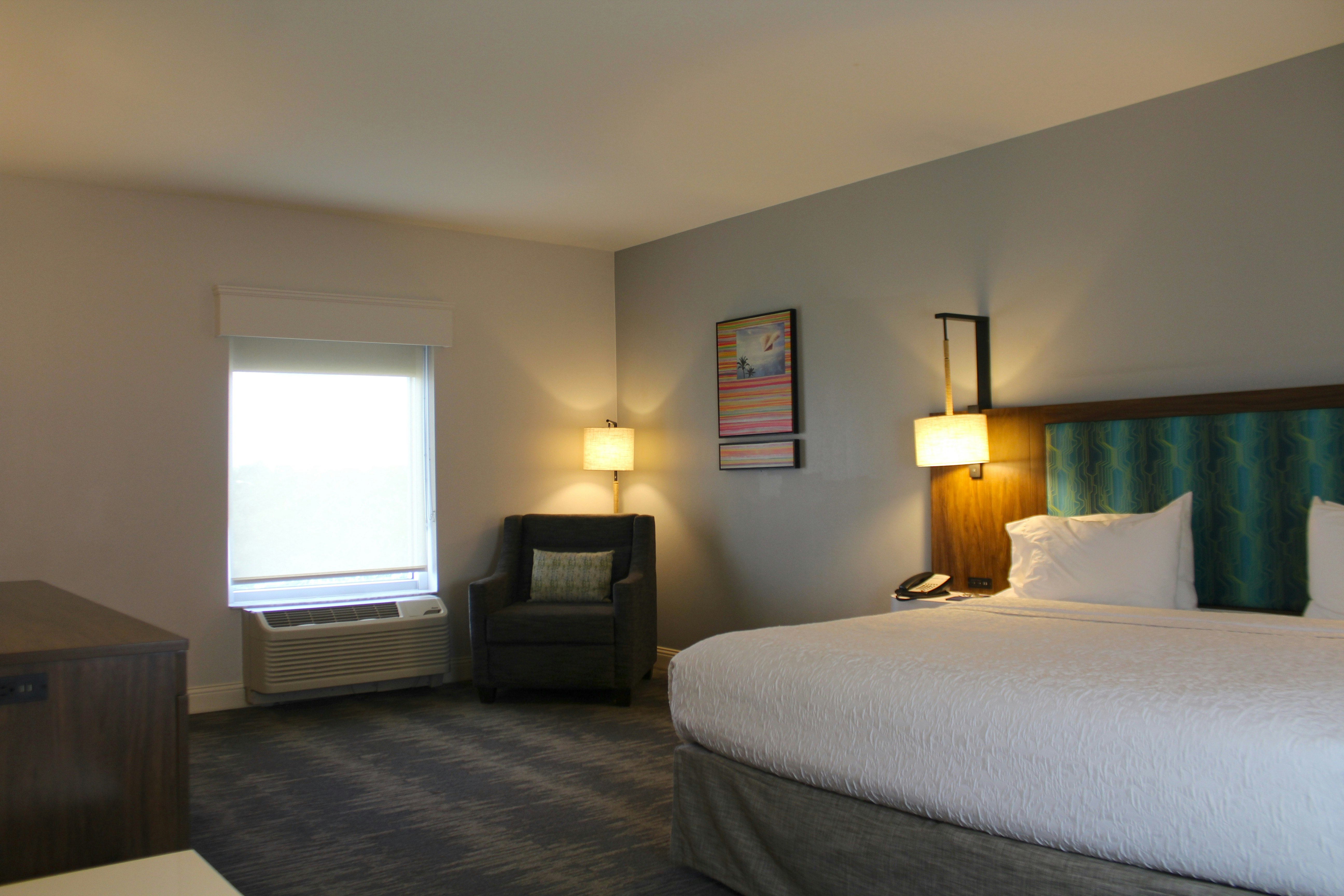Hampton Inn and Suites Sarasota/Bradenton-Airport 18/68