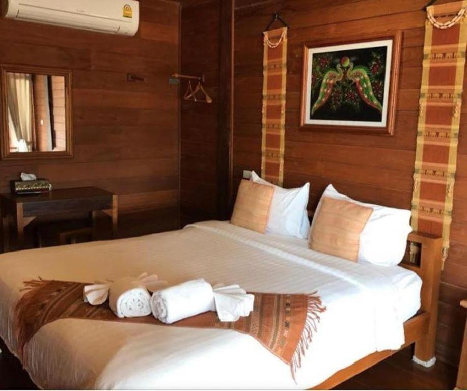 River Bank Resort 10/48
