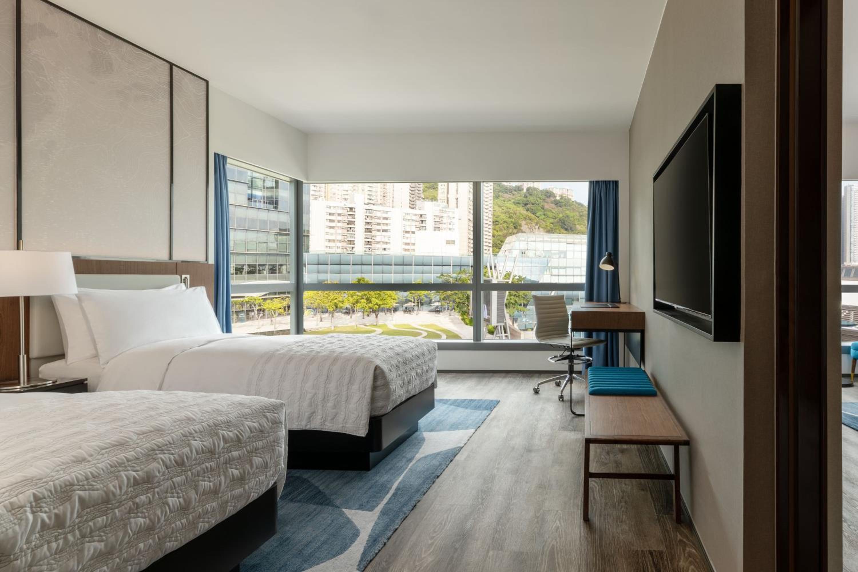 Family, King and Twin Beds