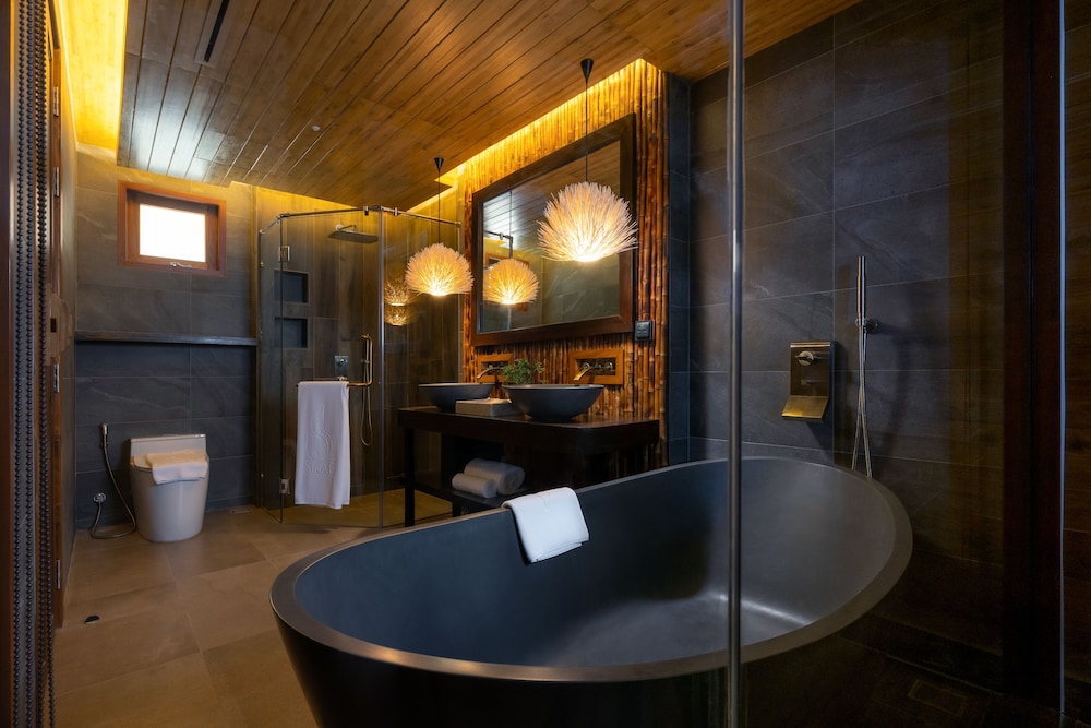 Sinae Phuket Luxury Hotel 45/78