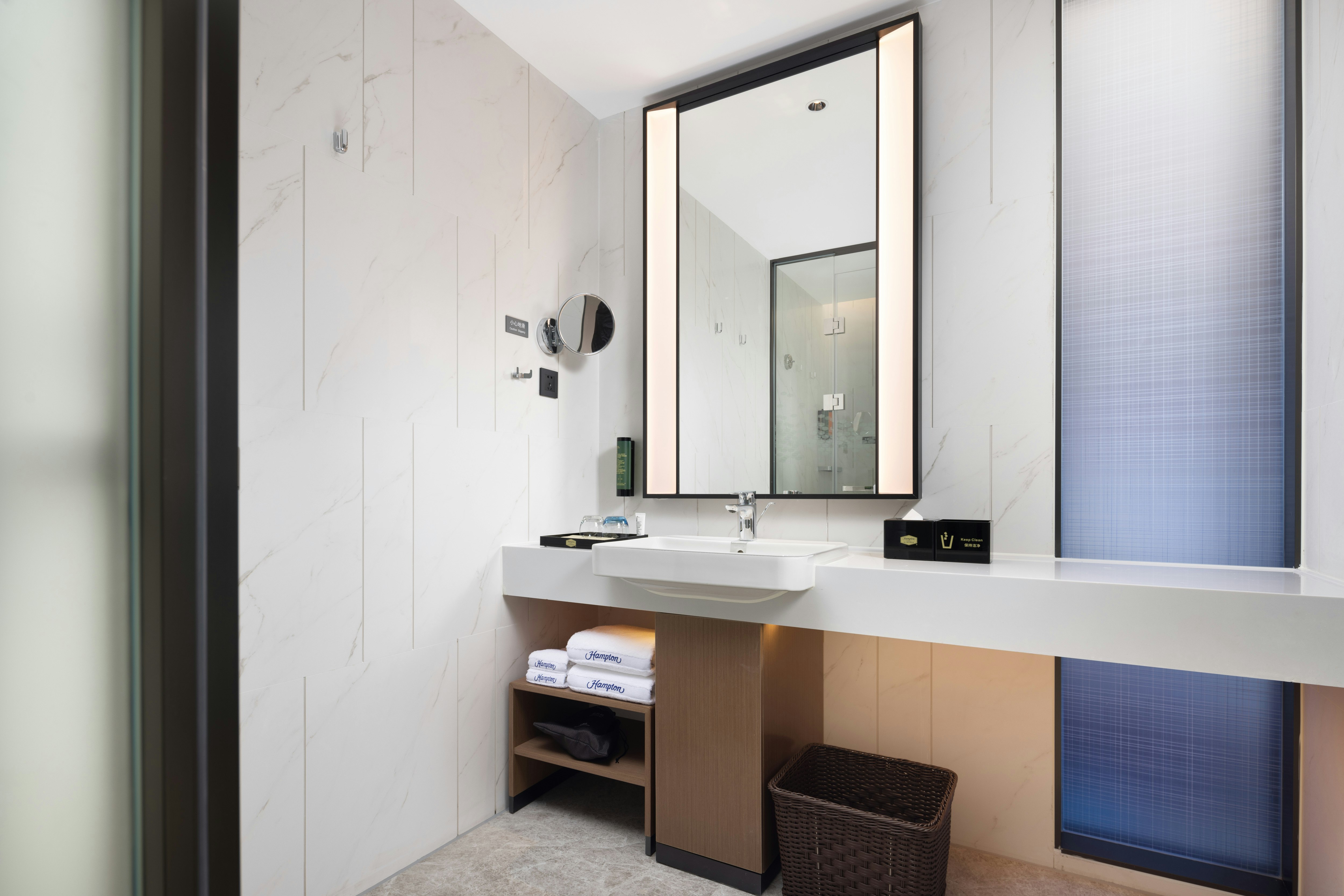 HAMPTON BY HILTON DONGGUAN SONGSHAN LAKE 64/64