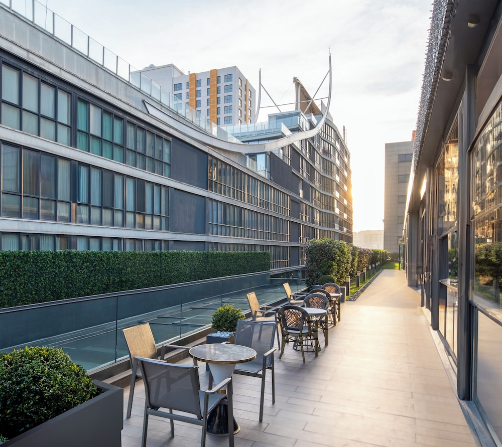 Movenpick Living Istanbul West 6/50