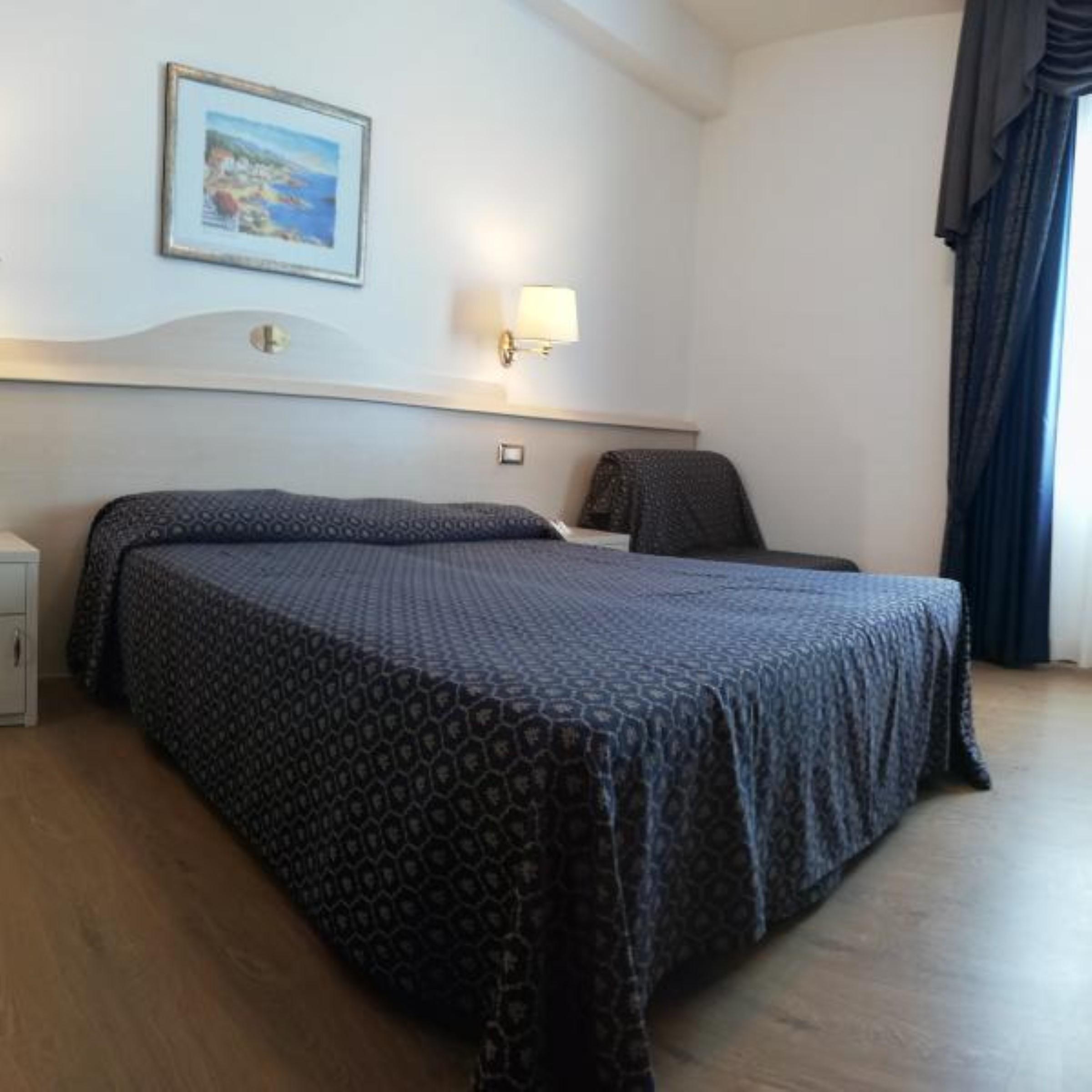 Standard, Double Bed