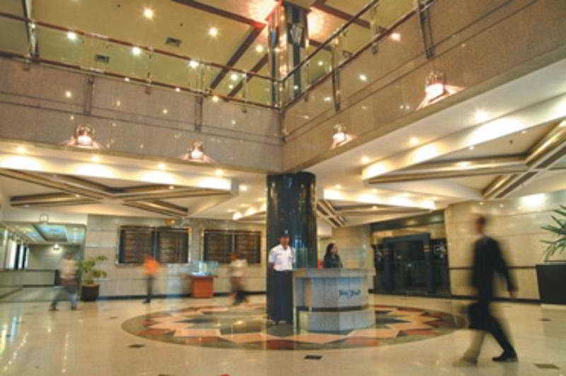 Patra Jasa Bandung 4/17