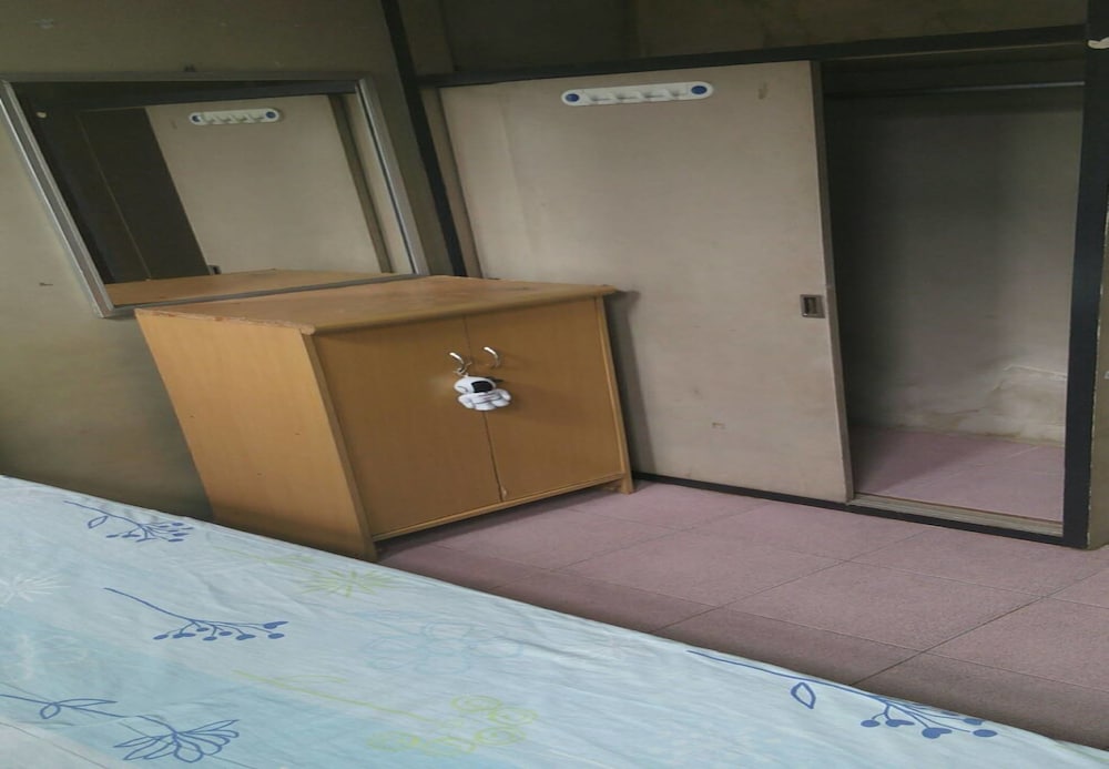 Anurak Guesthouse 2/39