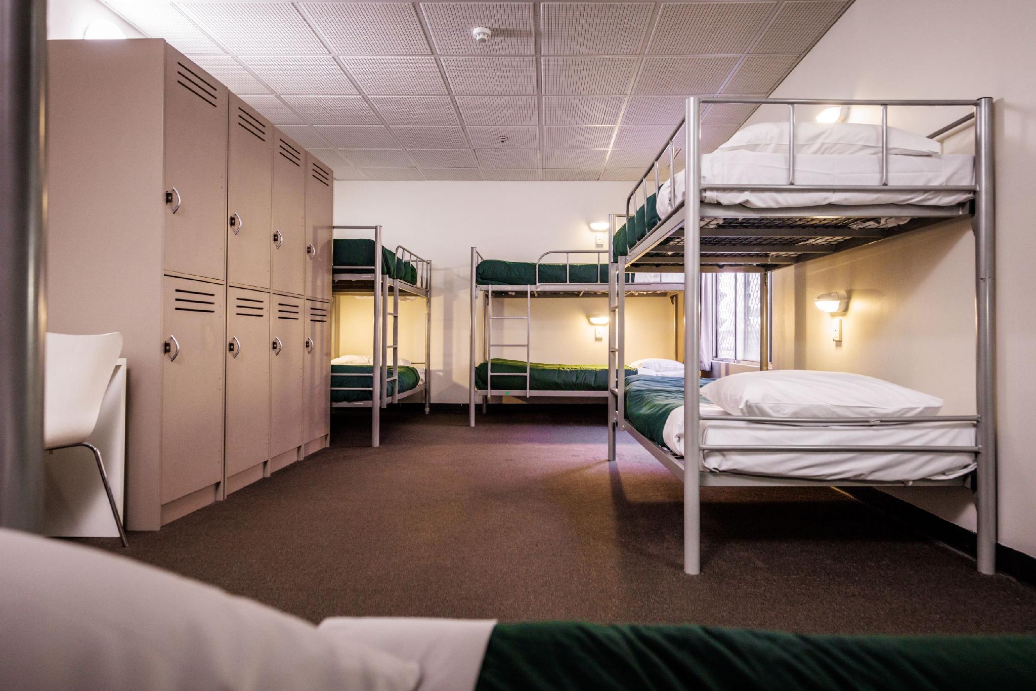 Mixed Dorm, 8 Beds