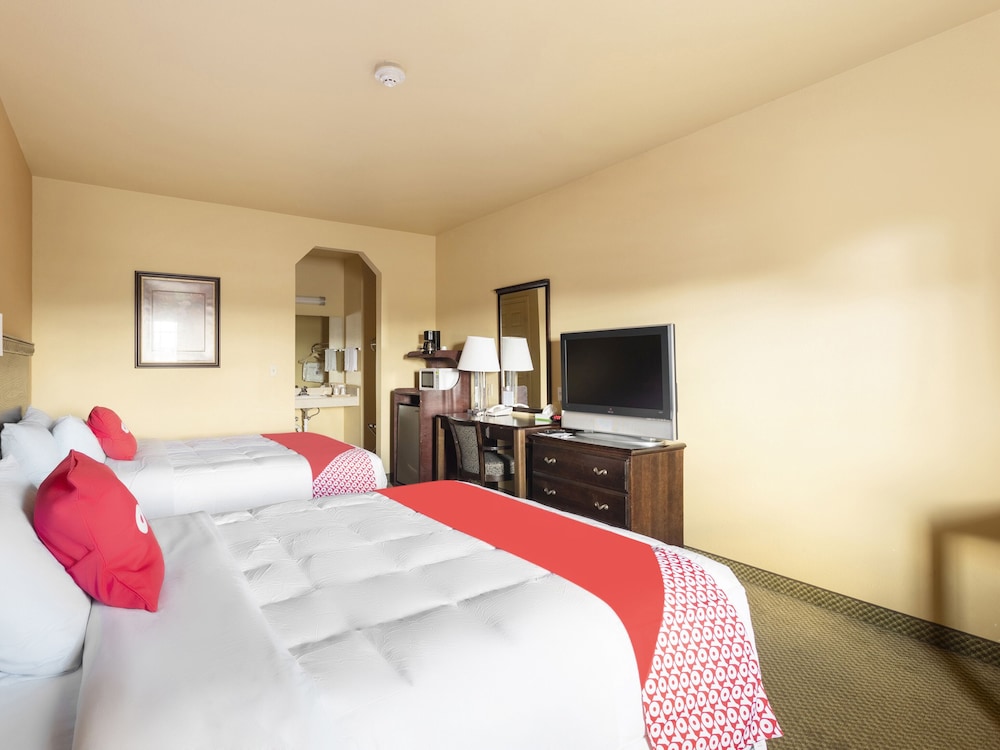 OYO Hotel Valley View TX, I-35 15/32