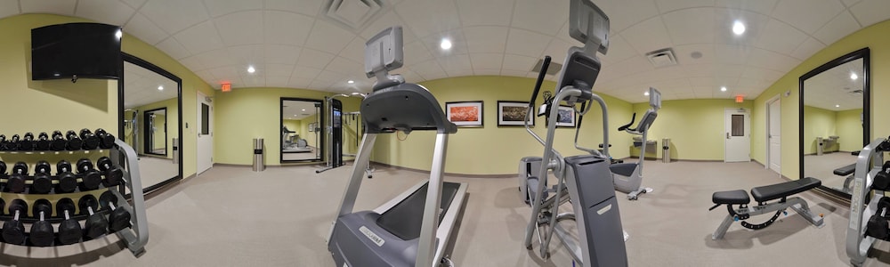 Staybridge Suites Tomball - Spring Area 21/44