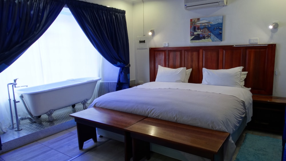 Sleepers Villa 6/41