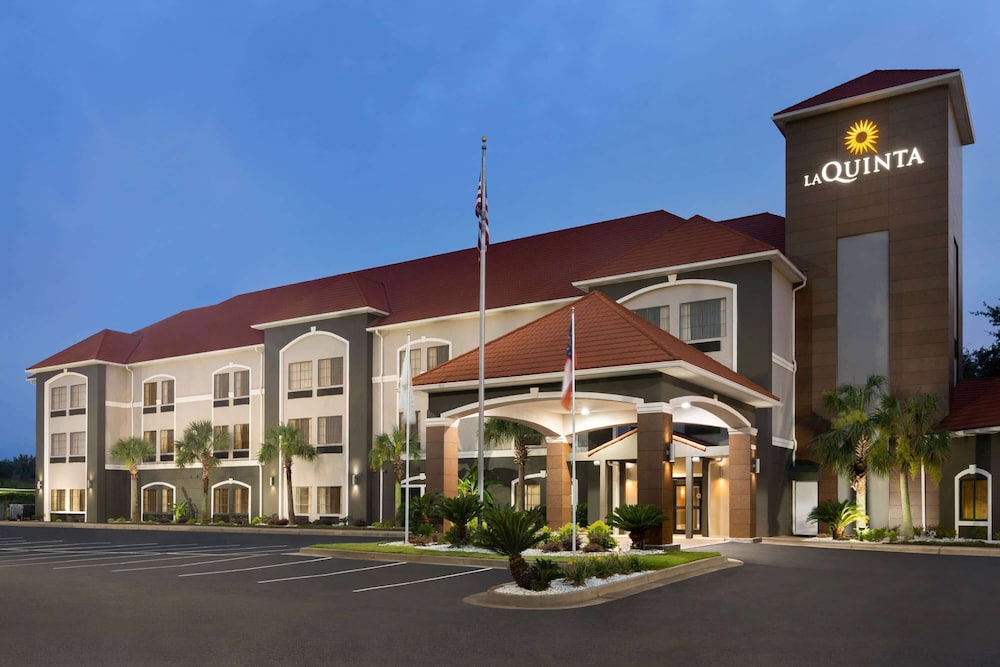 La Quinta Inn & Suites by Wyndham Dublin 1/67