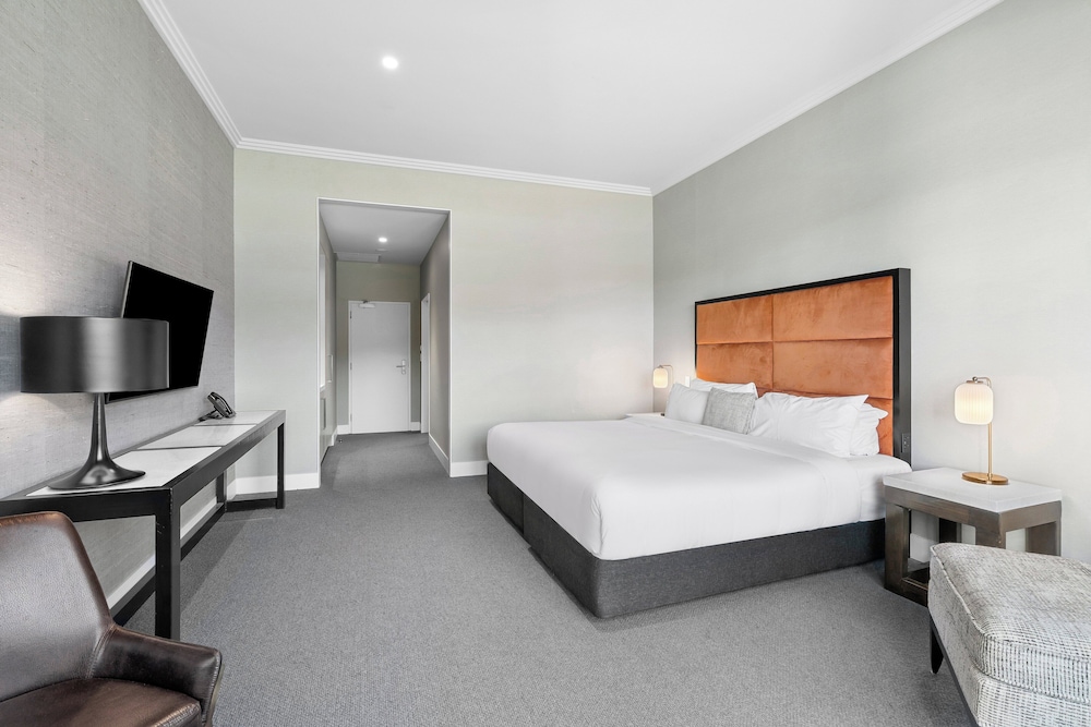 Highland, King Bed