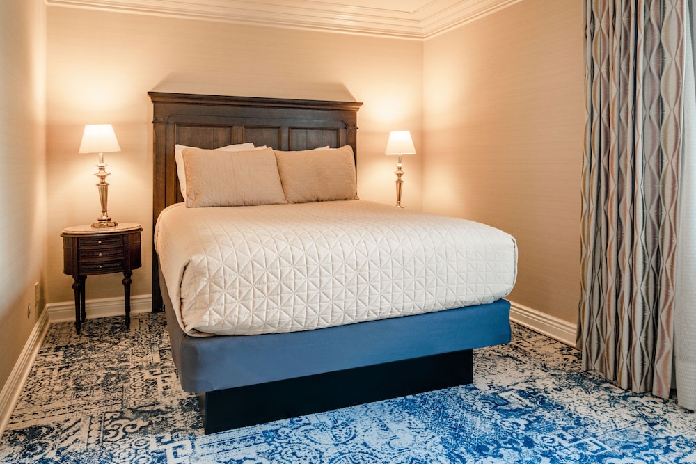 2 Bedrooms, Victoria, Suite, 2 Queen Beds