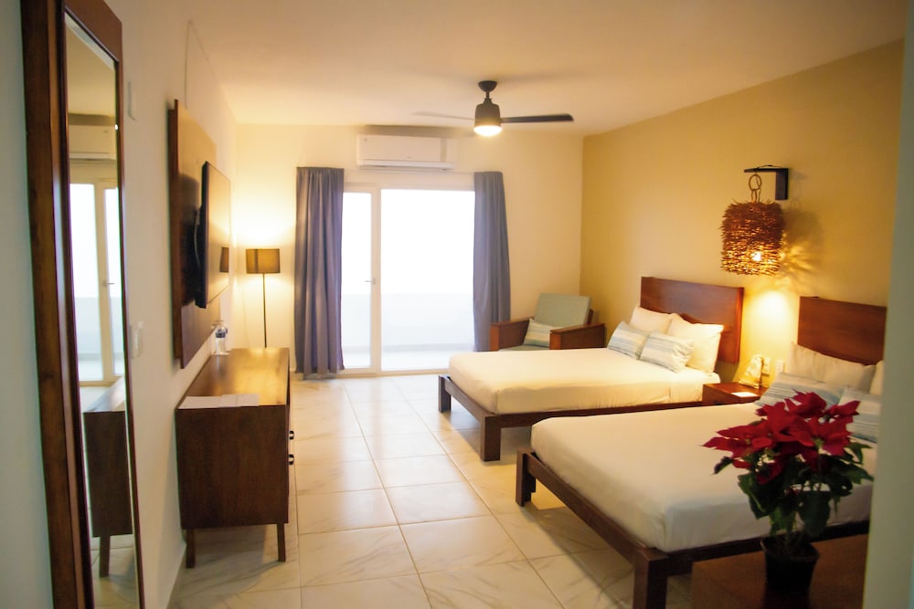 The Mint Resort Isla Mujeres 25/67