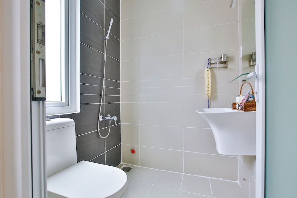 Sunflower Boutique Studio Apartment 44/44