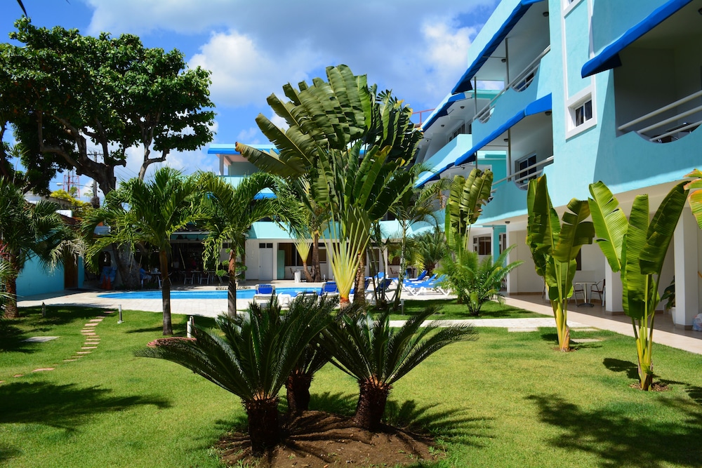 New Garden Hotel 45/59