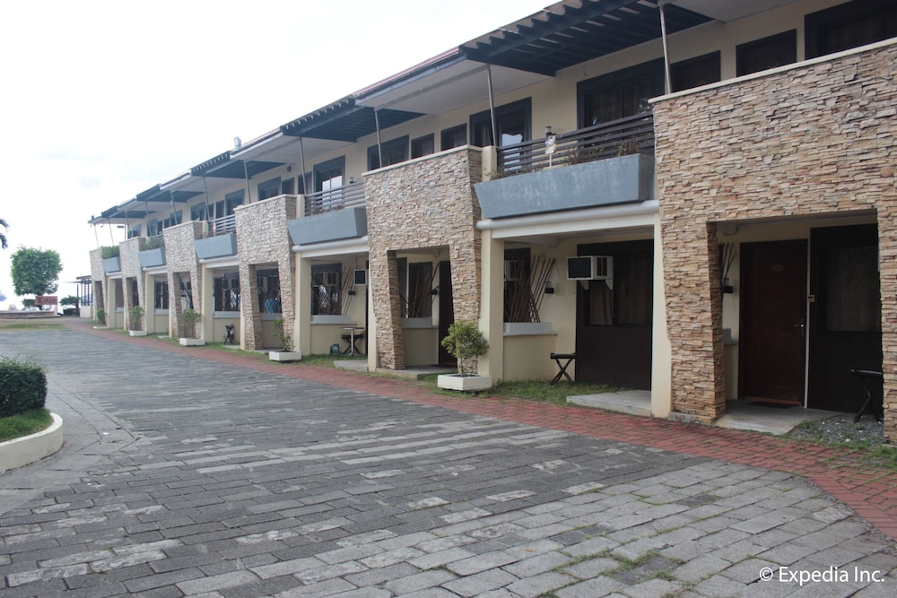 Subic Grand Seas Resort 3/33