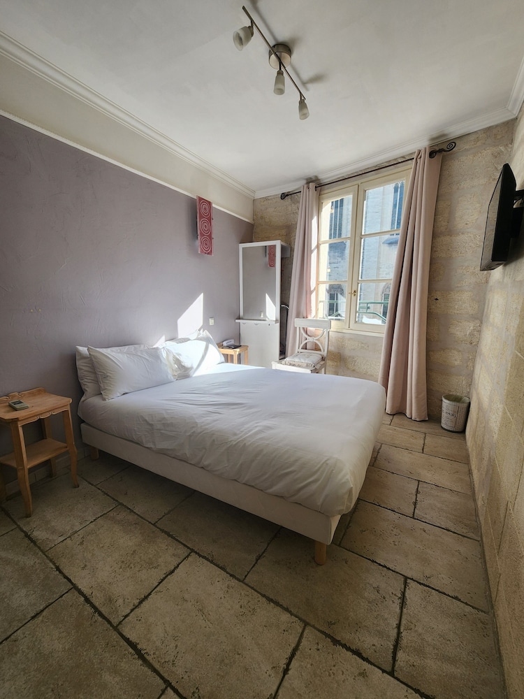 Hotel du Palais des Papes 2/35