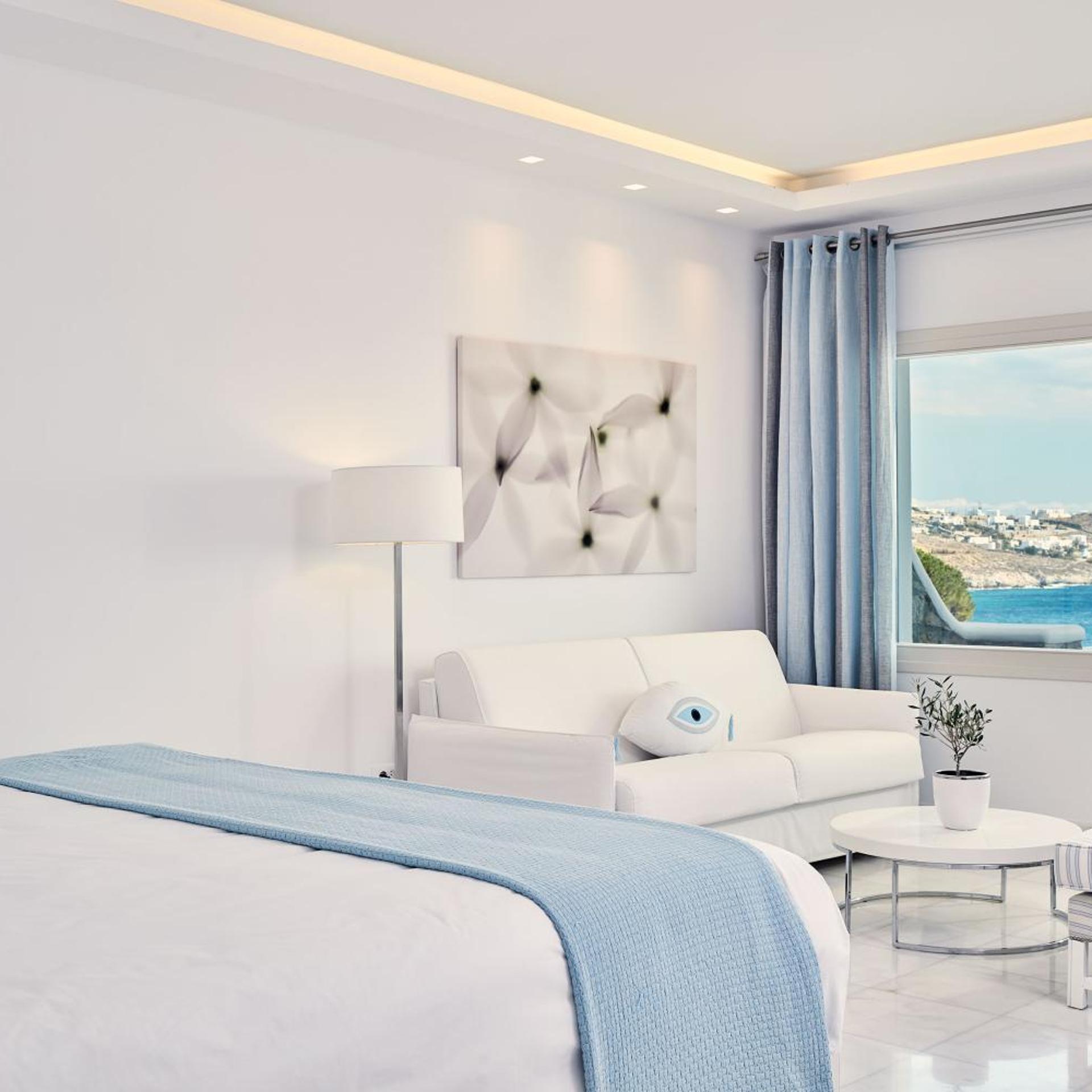 GRAND, SUITE, SEA VIEW, OUTDOOR JETTED TUB