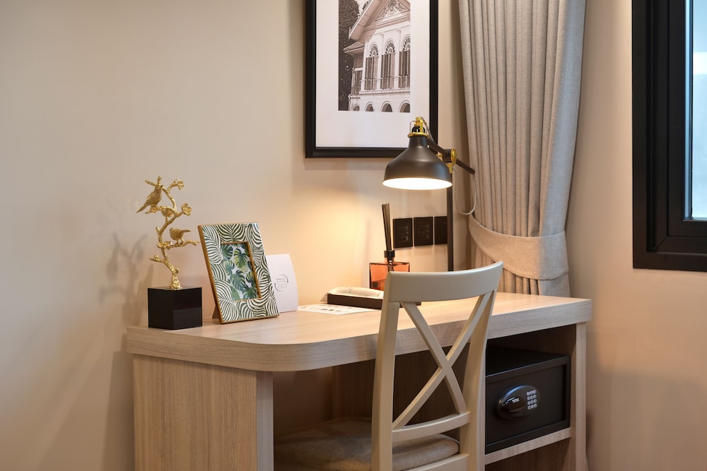 Oakwood Hotel and Residence Bangkok 45/57
