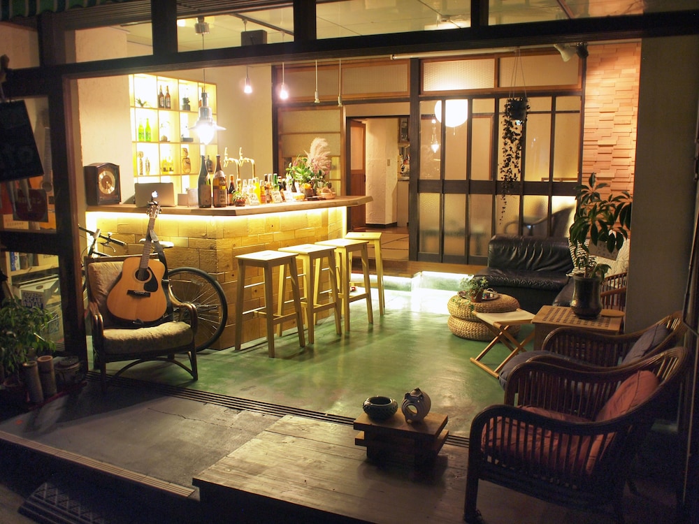 Guest House Azito 37/41