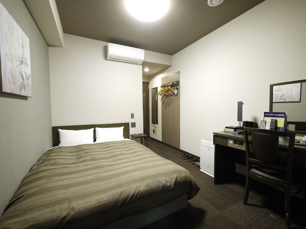 Hotel Route Inn Susono Inter 4/32