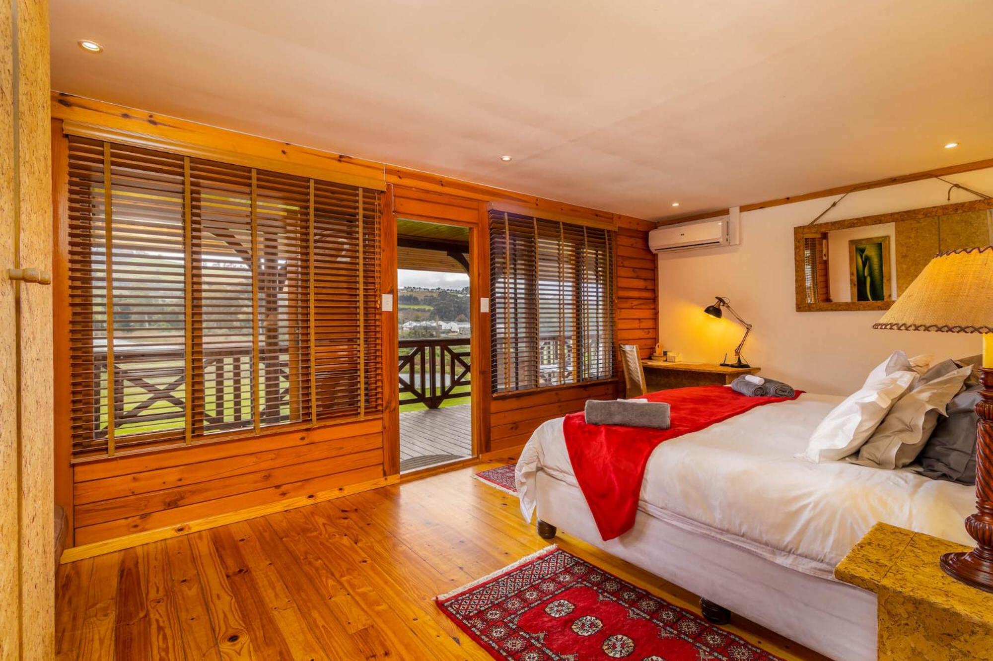 Vineyard, Cabin