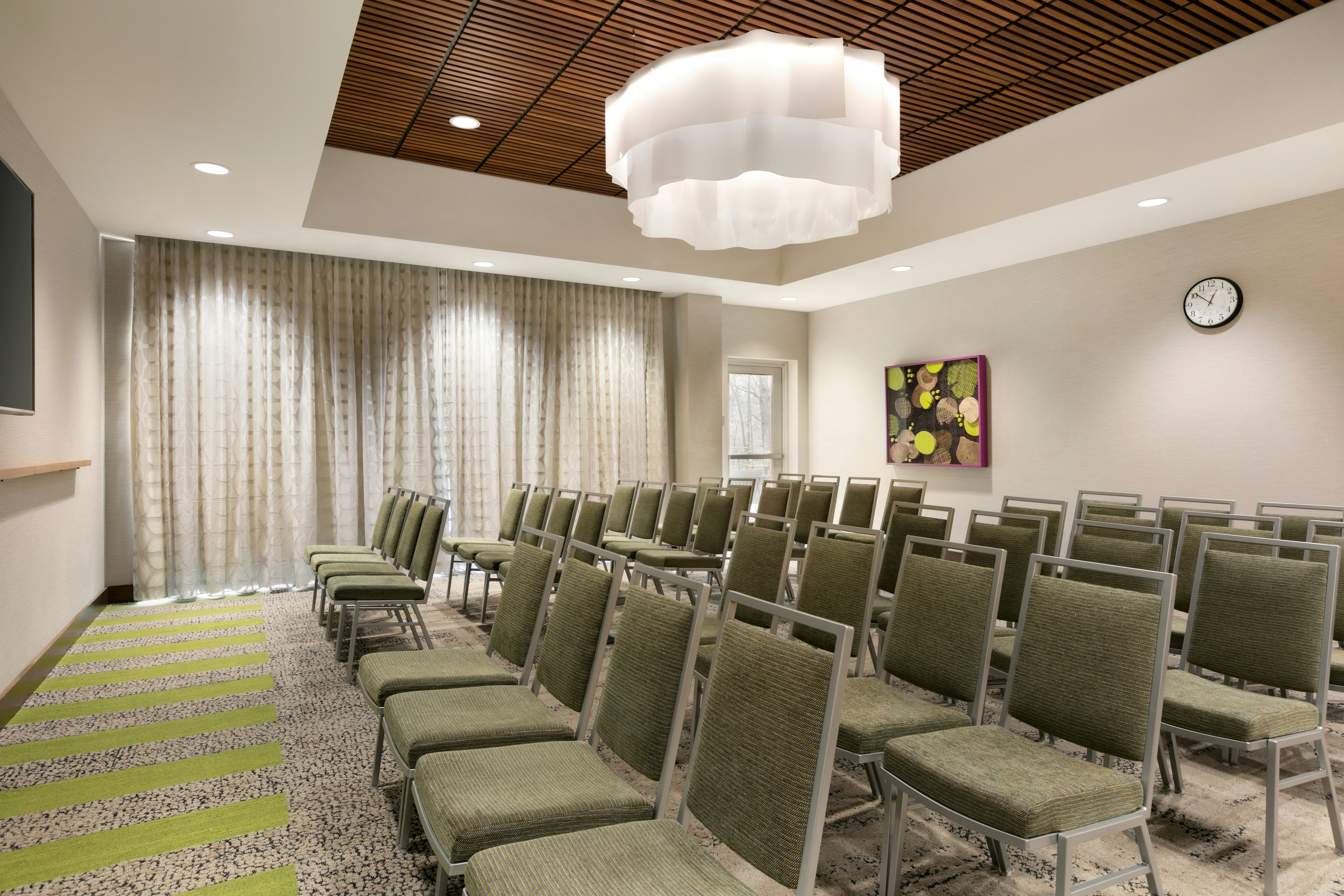 Hampton Inn Suites Johns Creek 42/47