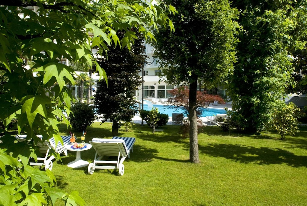 Hotel La Residence Idrokinesis 60/65
