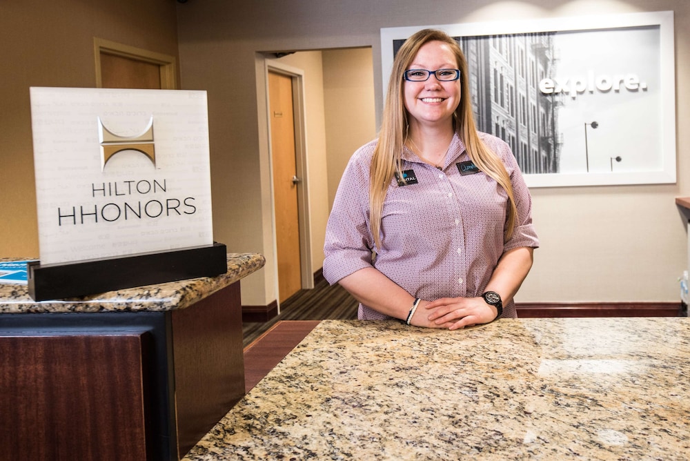 Hampton Inn Clarksville 9/60