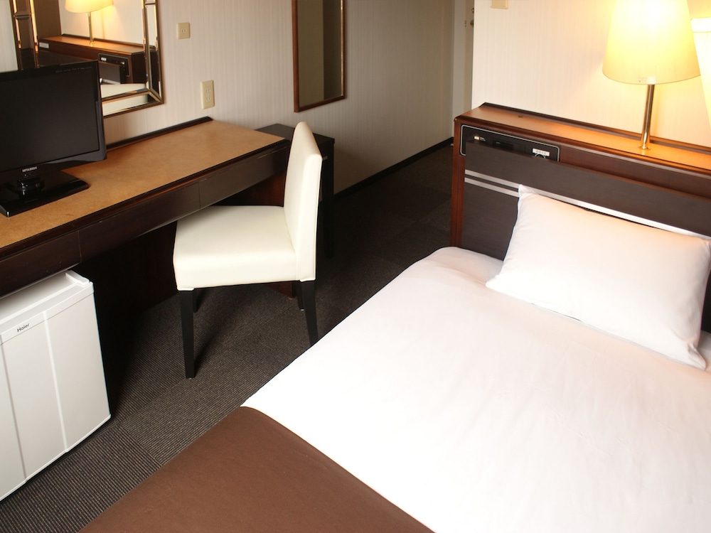 Hotel Livemax BUDGET Naha 14/45