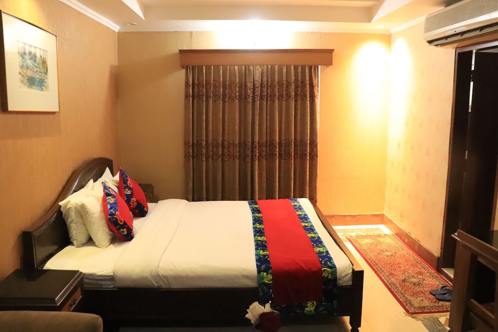 Sea Shell Hotel 15/40