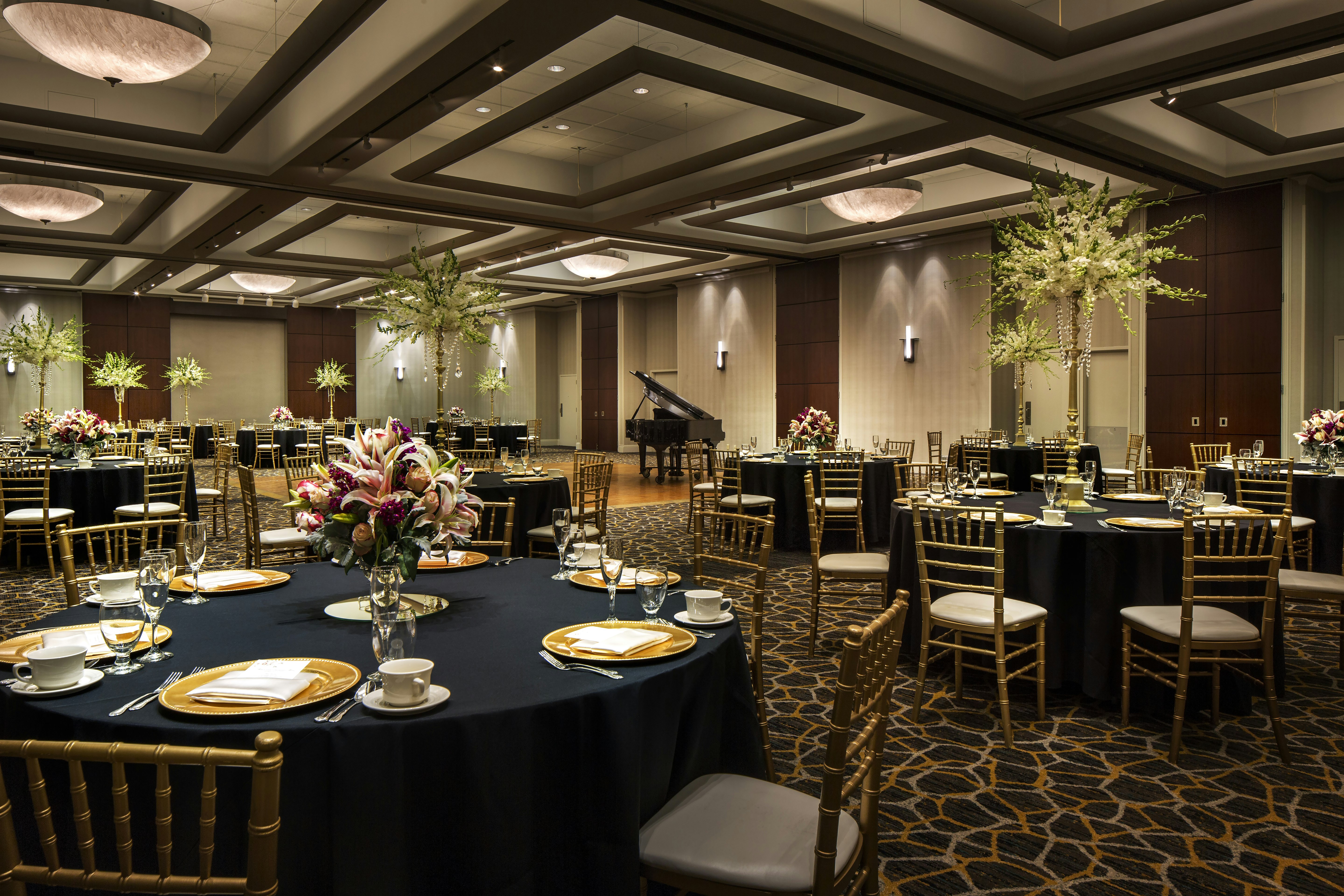 Doubletree By Hilton Newark Fremont 52/76