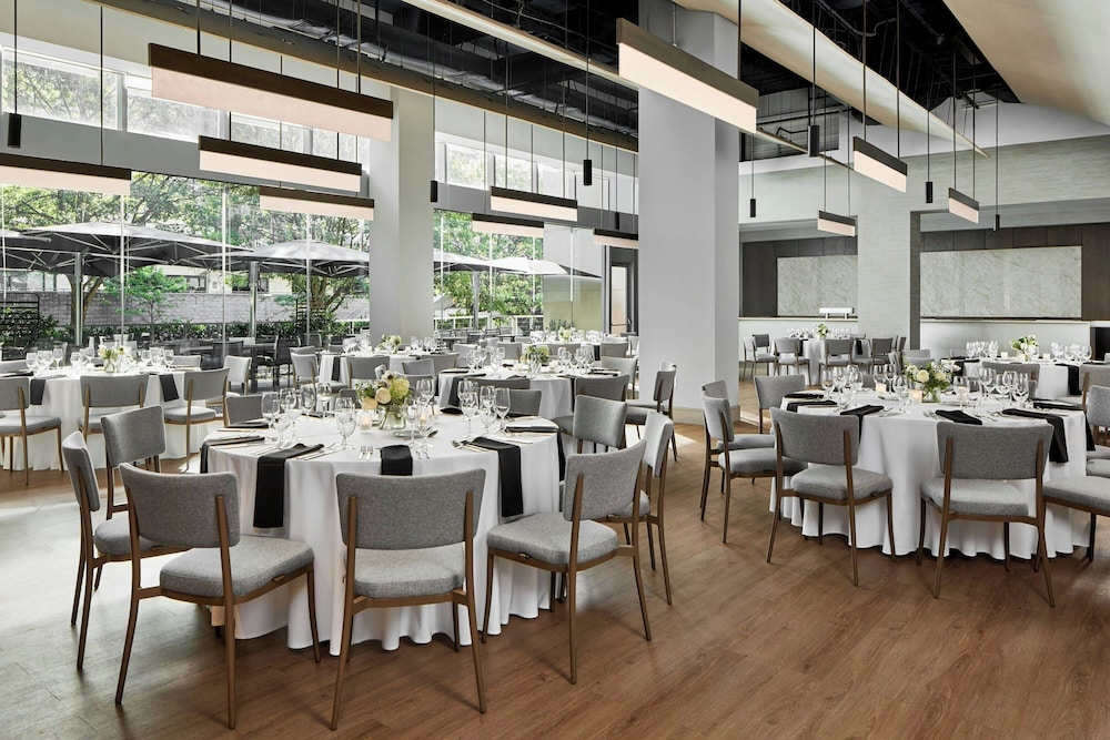 The Westin Charlotte 52/67
