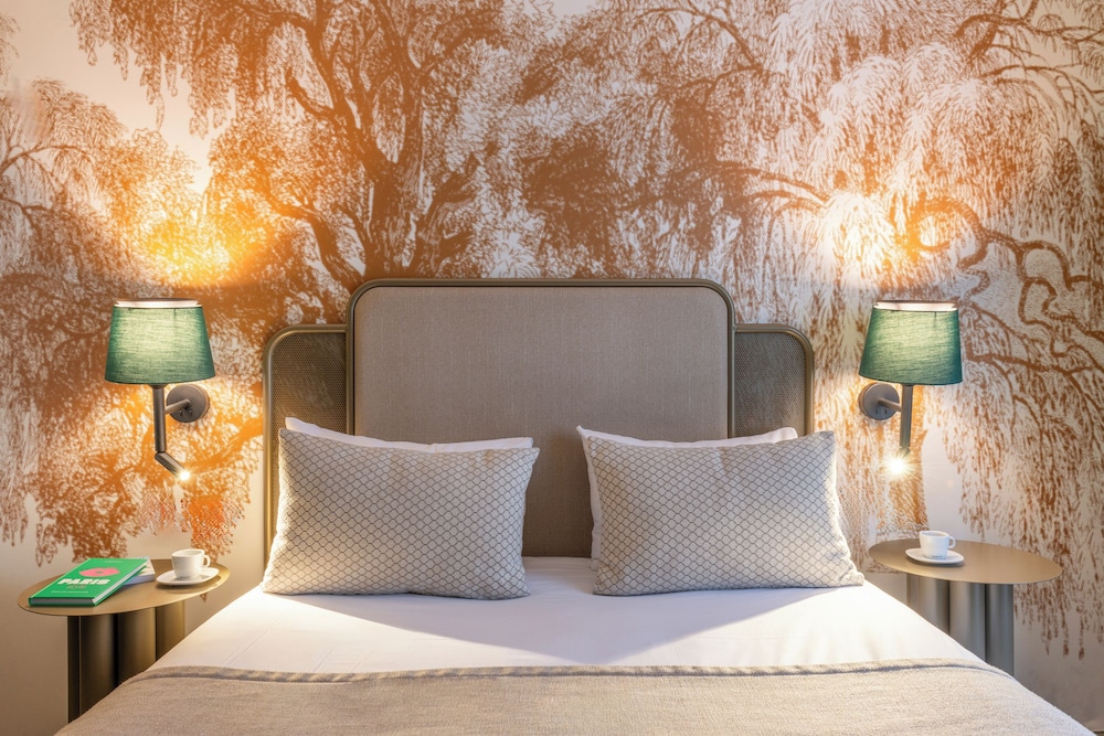 Avalon Hotel Paris Gare Du Nord 62/71