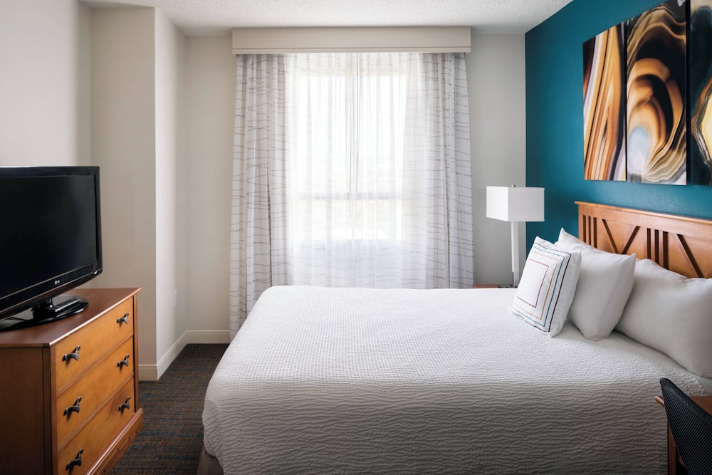 Residence Inn Las Vegas Hughes Center 43/48