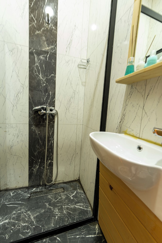 The Little Prince Boutique Hotel 46/48