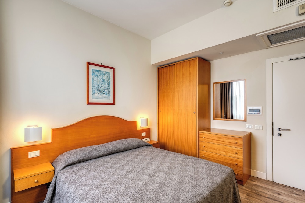 SUPERIOR, DOUBLE BED