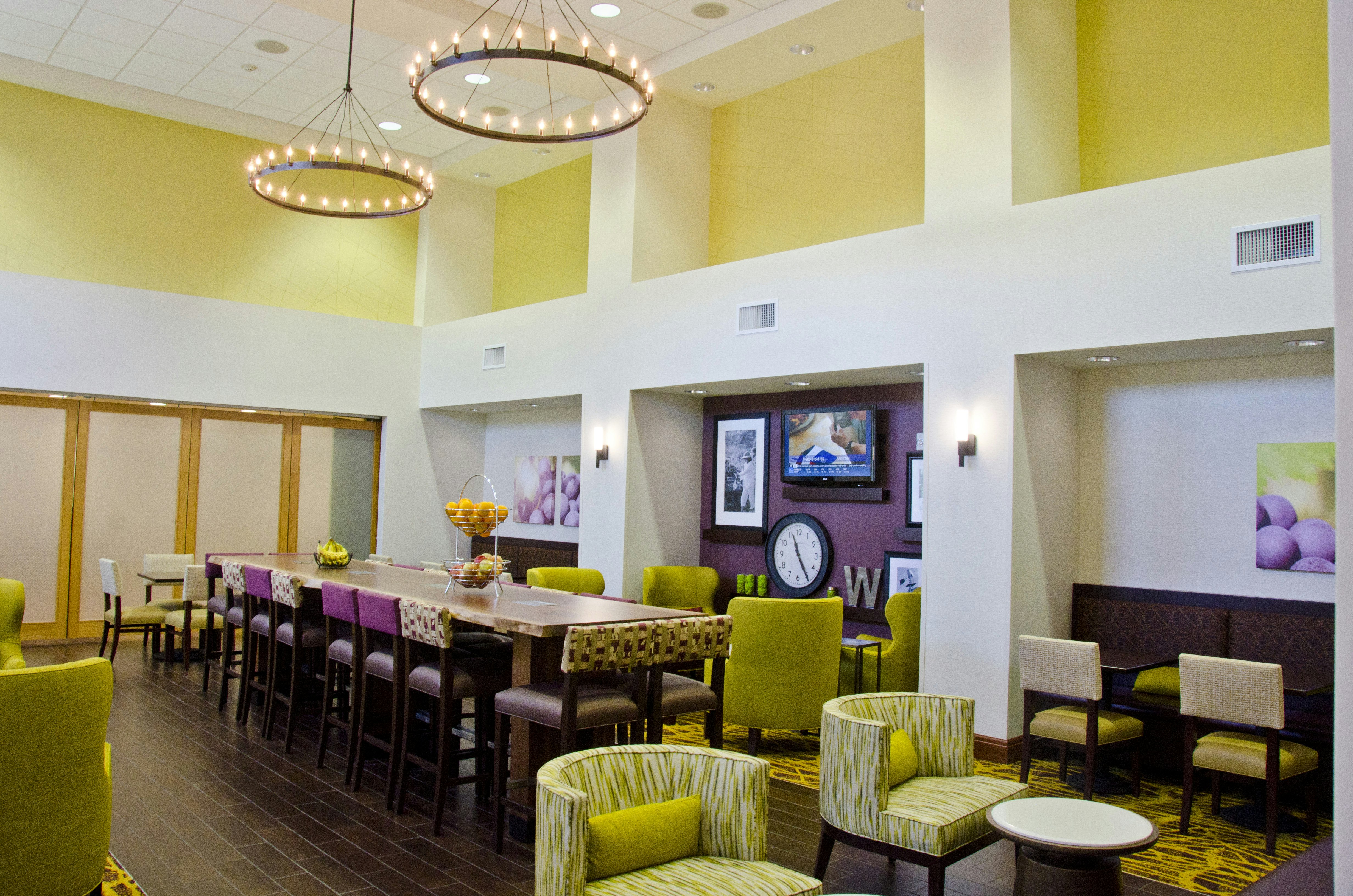 Hampton Inn Suites Walla Walla 28/48