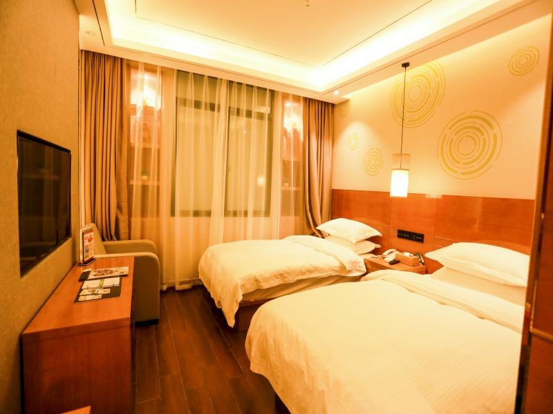 GreenTree Inn (Anshun Guanling Bus Station) 8/23
