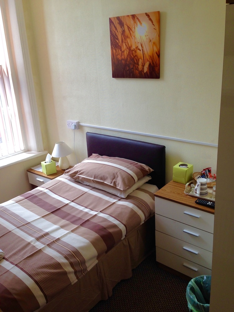 Standard, Single, Single Bed