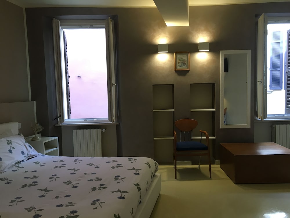 Alessi Hotel Trattoria 27/72
