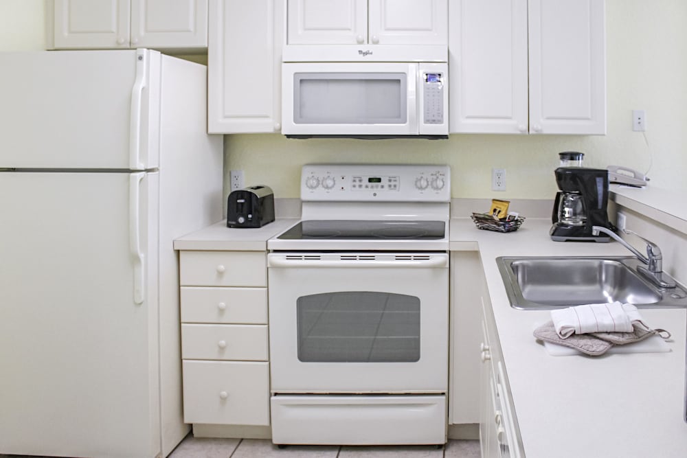 The Cove on Ormond Beach, a Hilton Vacation Club 39/49