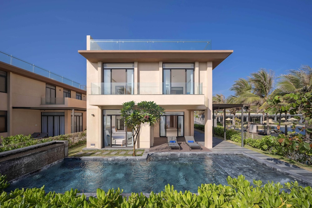 Wyndham Garden Cam Ranh Resort 7/55