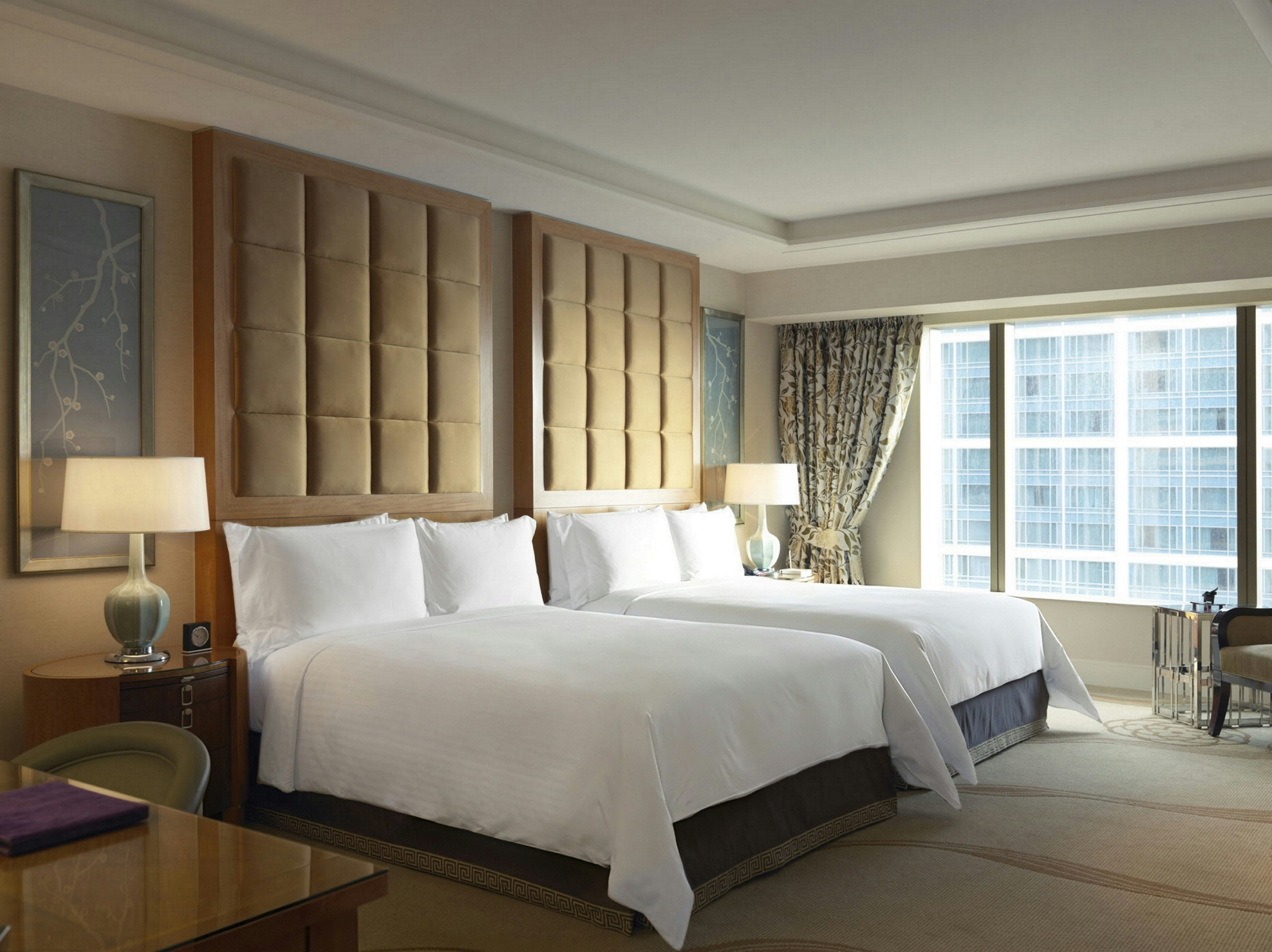 DELUXE, 2 QUEEN BEDS