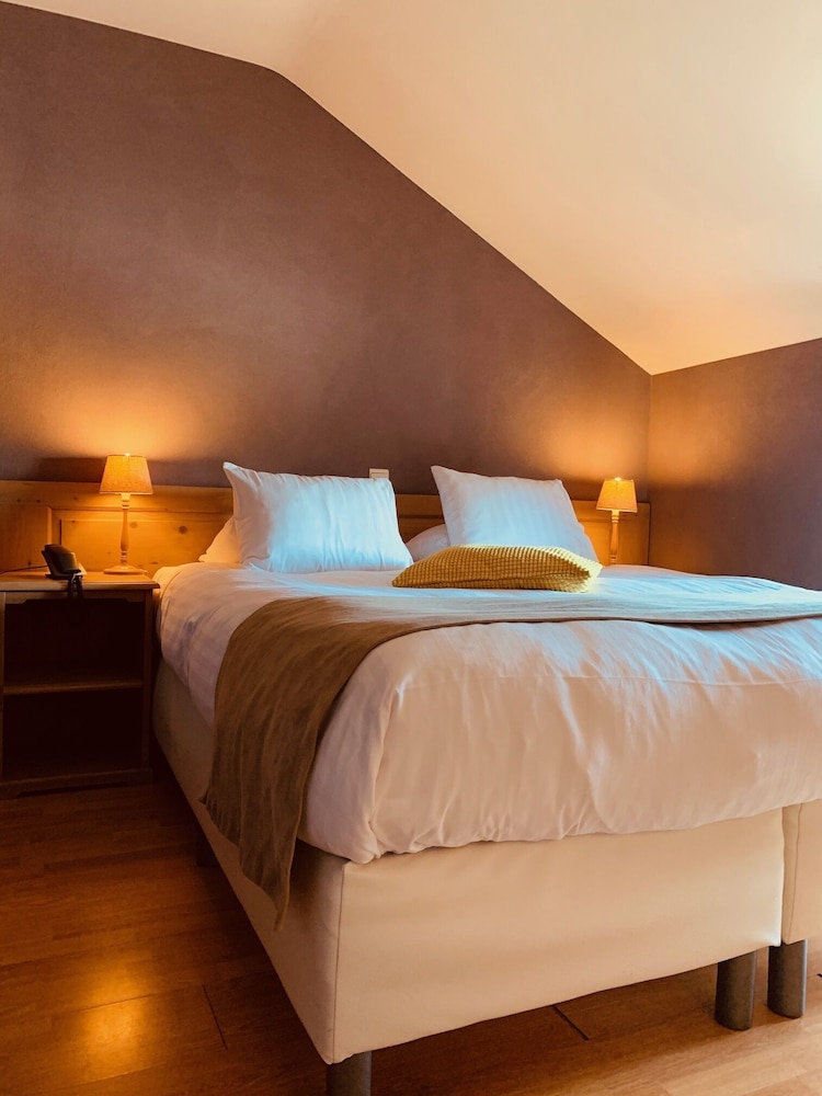 Hotel La Passerelle 4/43