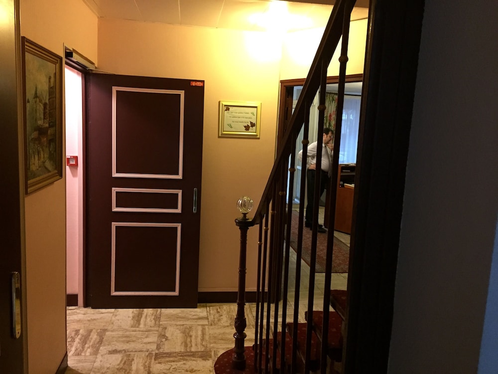 Hotel Le Clos D Alesia 14/26